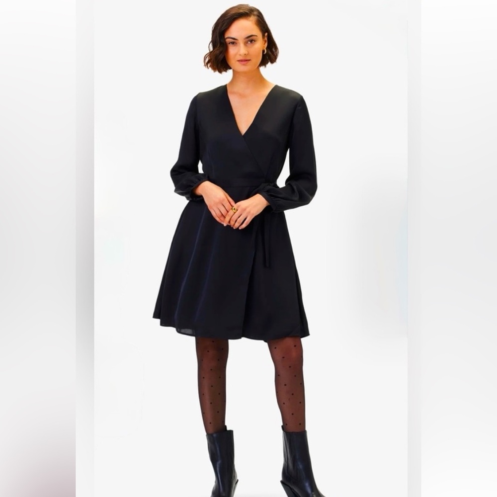 Amour Vert Ivy long sleeve wrap dress NWT Sz. XL